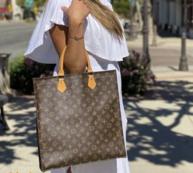 Louis Vuitton, Bags, Louis Vuitton Monogram Sac Plat Gm Tote Handbag