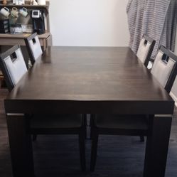 Solid 8-piece Dining Set