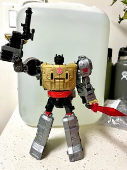 Transformers Generations Power of the Primes Voyager Class Grimlock