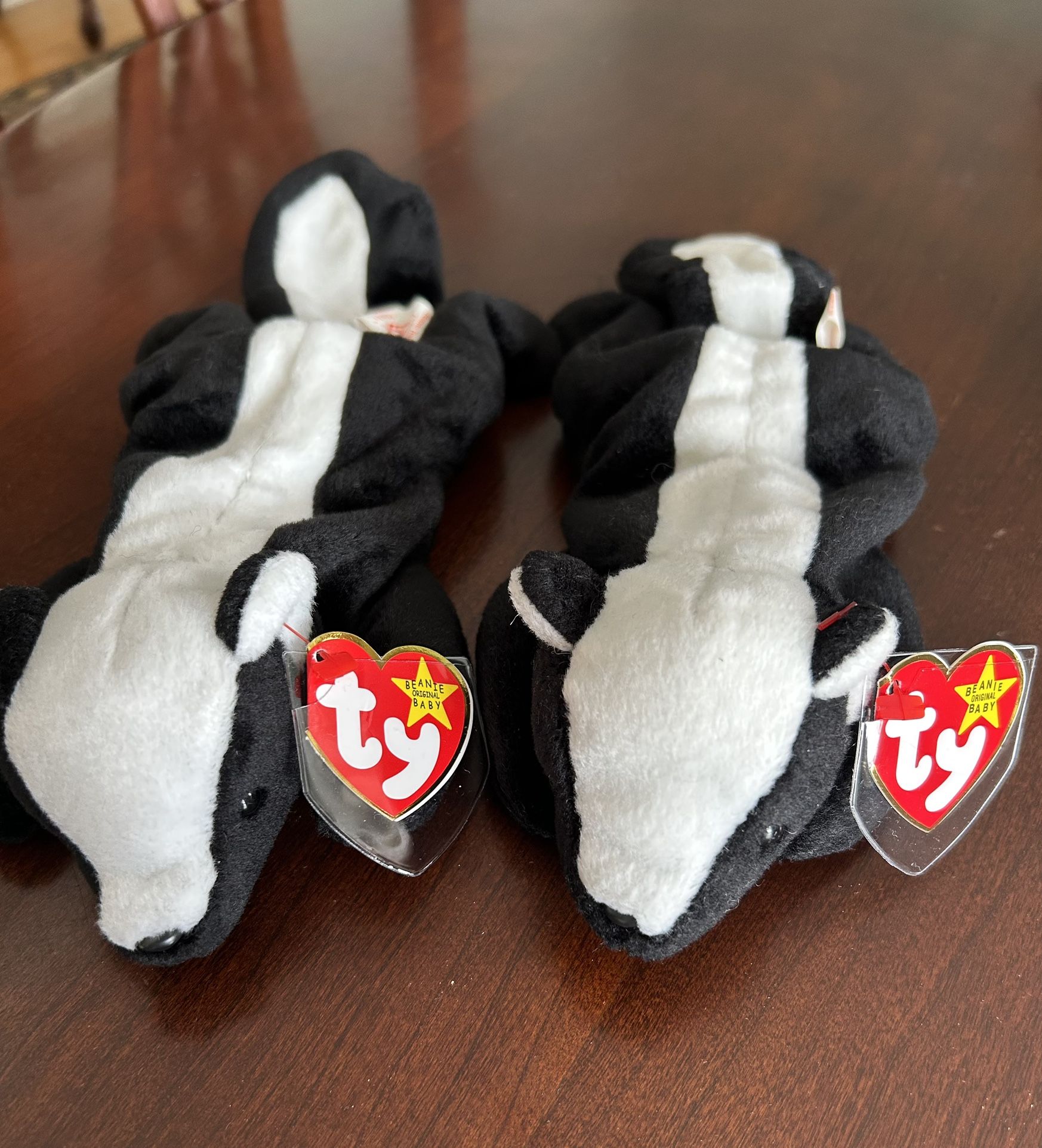 Stinky #4017 Ty Beanie Baby