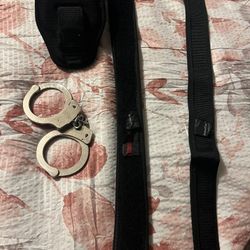 Handcuffs Handcuff Case And Belt