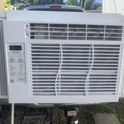 Windows Ac Unit Control 6050 Btu 