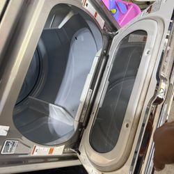 Selling Washer And Dryer