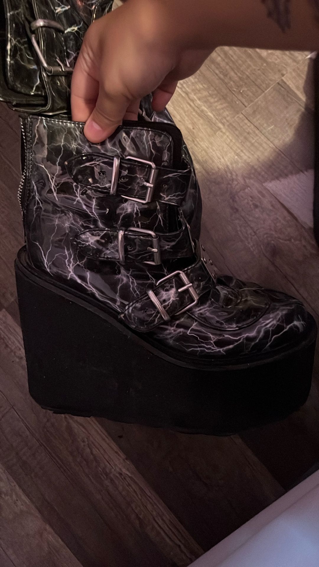 Platform Women’s Demonias