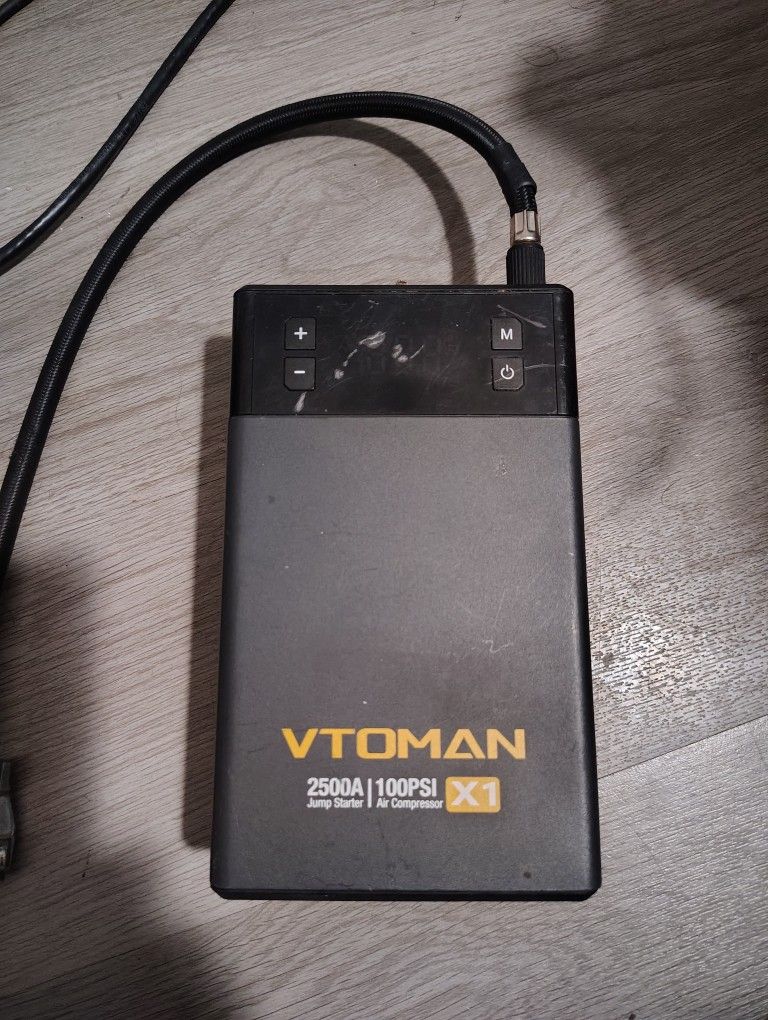 VTOMAN X1 Jump Starter With Compressor