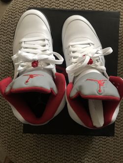 Jordan 5 Fire Red Size 8.5