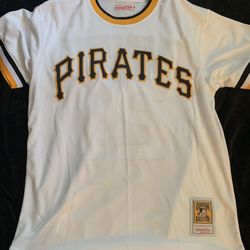 Pirates  Jersey Size Medium