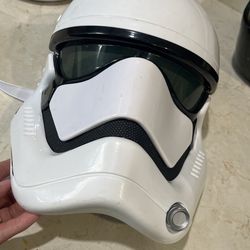 Star was Electric Mask