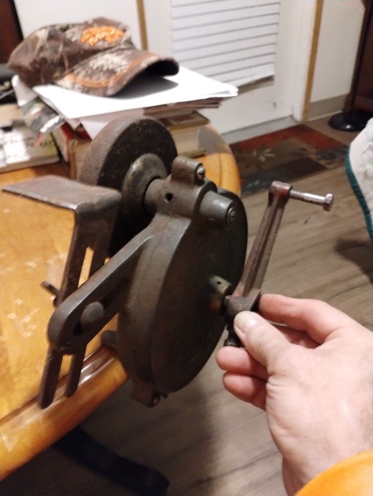 Old Hand Crank Bench Grinder for Sale in Vancouver, WA OfferUp