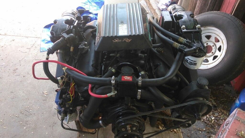 Mercruiser 454 7. 4 L Marine engine freshwater