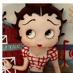 Authentic With Certificate Danbury Mint Betty Boop 3D Sculpture  “Kissing Boot 