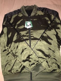 Brand new 2018 release reversible satin T7 puma jacket
