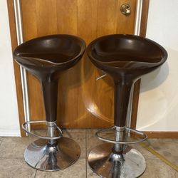 Swivel Bar Stools