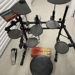 Yamaha Dtxpress Electronic Drumset