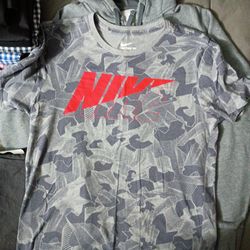 Nike Tee