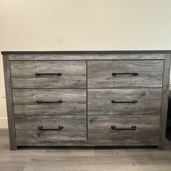 6 Drawer Gray Dressor