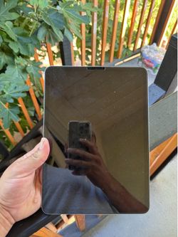 iPad Pro 11 inch 4th gen 1 Tb
