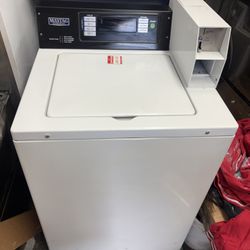 Maytag Commercial top Load Coin-slide Washing Machine 
