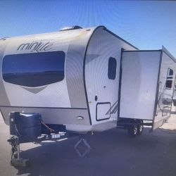 2019 ROCKWOOD MINI LIGHT 25ft Bunkhouse