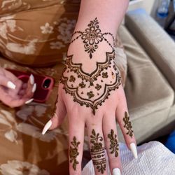 Henna Tattoo 