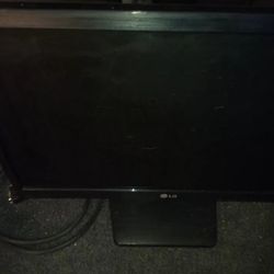 LG PC Monitor for sale wide screen Works

