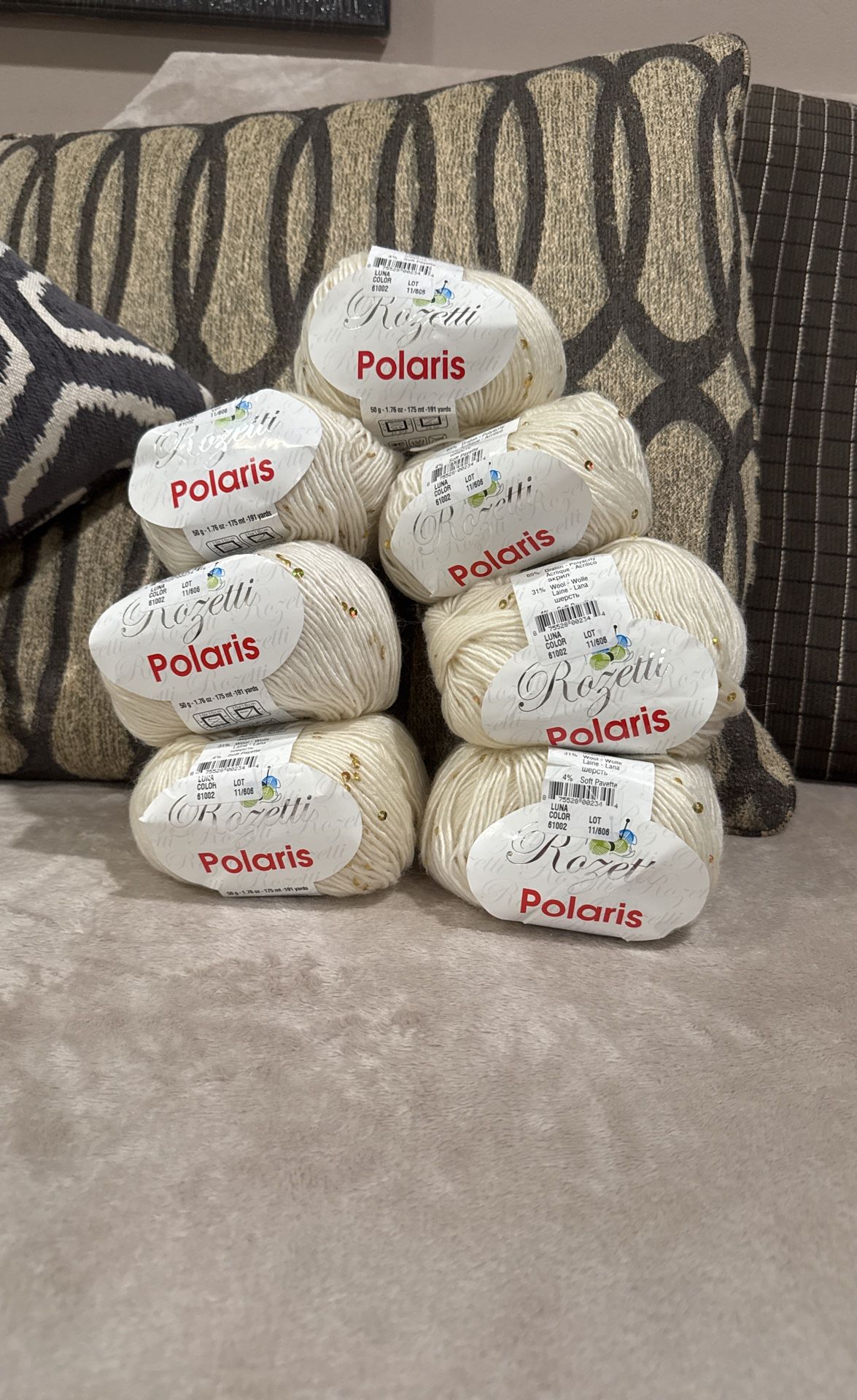 Vintage Rozetti Polaris Yarn  Luna Color 61002