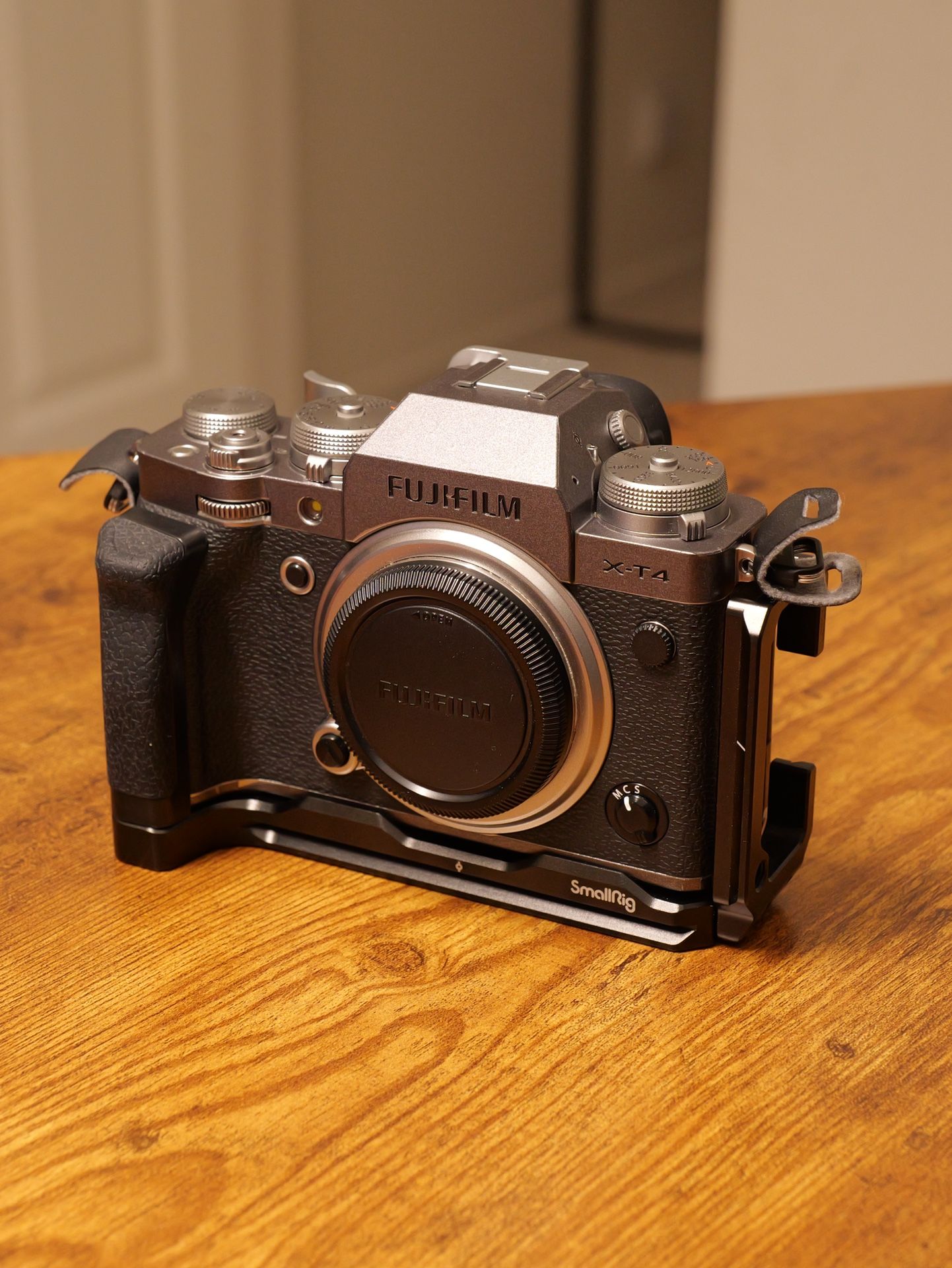 FUJIFILM XT4 with 18-55mm lens,and accessories