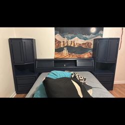 Queen/King sized head board