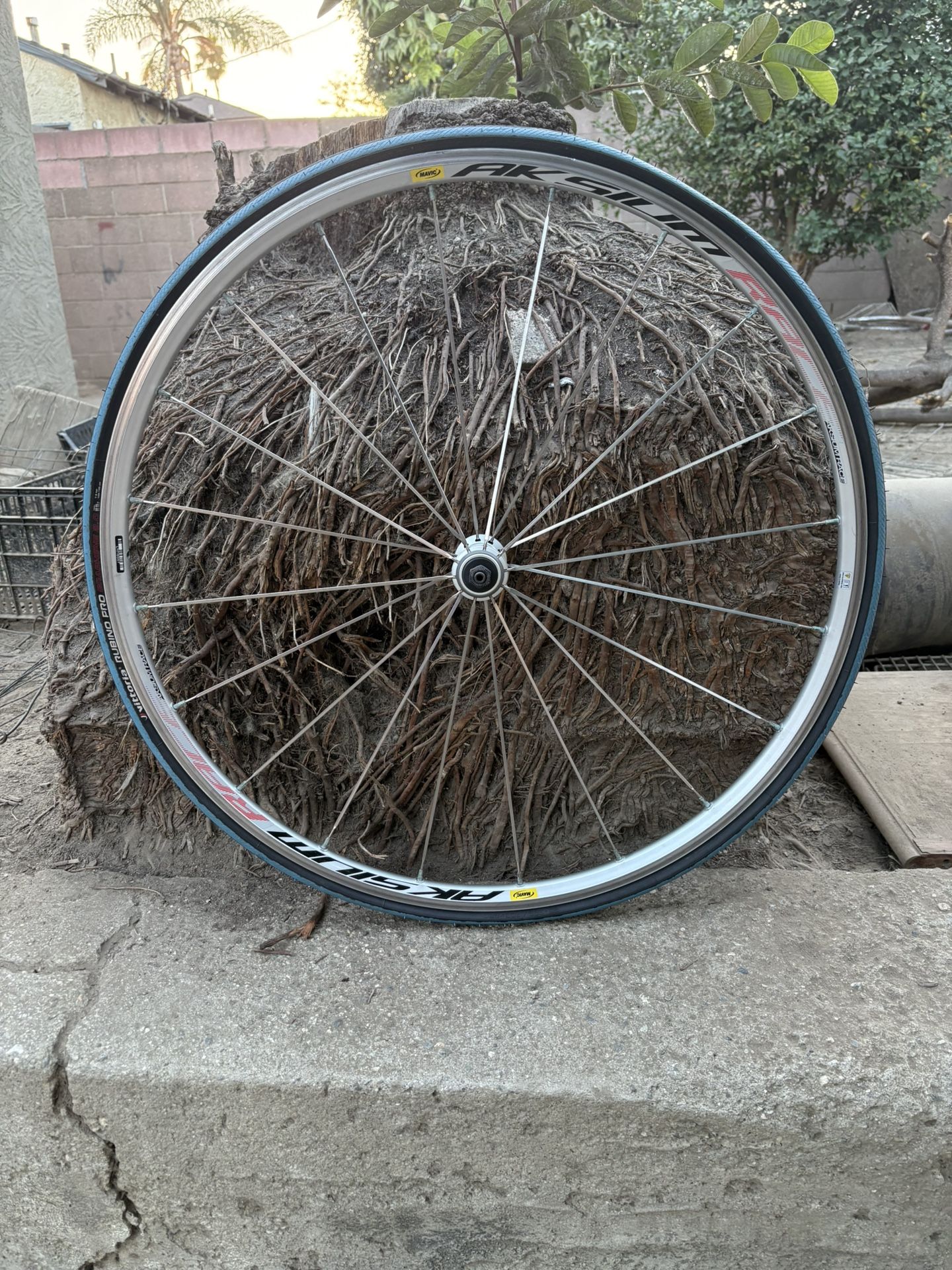 700-25 Road Bike Wheel Set 