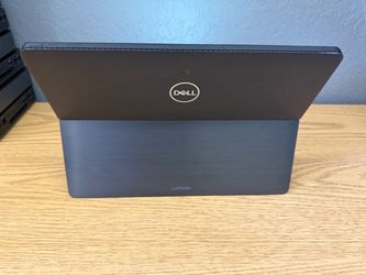 Dell Latitude 5290 2-in-1 ,core i7-8th gen