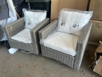 Set of 2 Wicker Style Patio Chairs Swivel Base Rocking Chairs