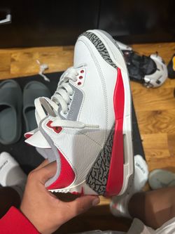 Jordan 3 size 7.5