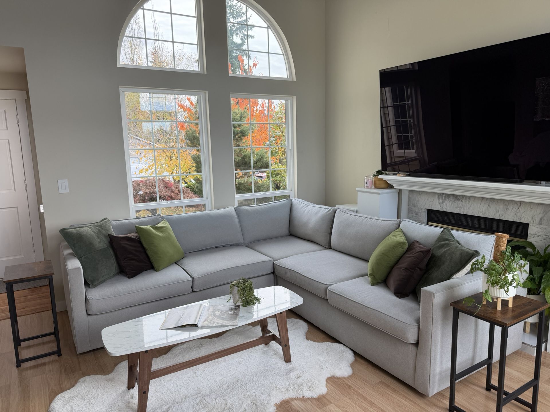 West Elm L-Shaped Sectional Sofa Couch | FREE DELIVERY 