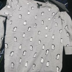 Penguin Crewneck Sweatshirt (S)