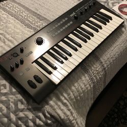 Korg r3 for sale deals