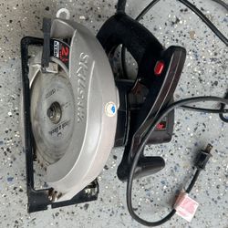 A 7 1/4" Skilsaw Circular Saw 2 1/2 HP. Model: 5150 