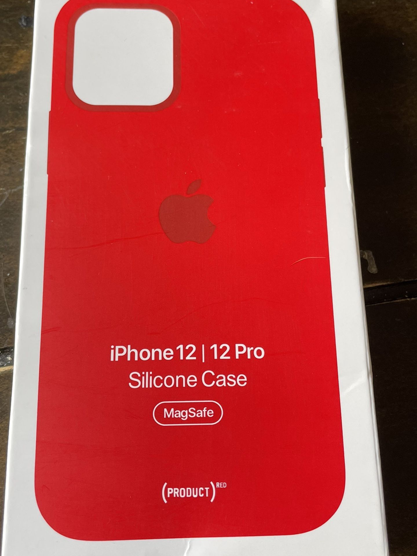 iPhone 12 Silicone (product Red)w/MagSafe