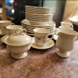 Mikasa Couhtry Charm Set