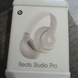 Beats Studio Pro