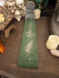 Grave incense holder