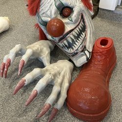 Halloween Head Clown