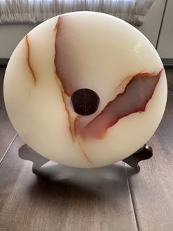 Natural White Brown Onyx Stone Round Fengshui Home Decor Display