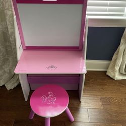 Delta Children Kids Easel and Play Station – Ideal for Arts & Crafts, Homeschooling/kids Study Table
