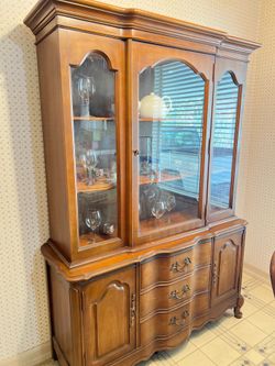 Vintage Basset Hutch/ China Cabinet