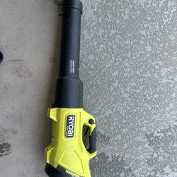40V HP BRUSHLESS 600 CFM WHISPER SERIES BLOWER KIT battery and charger included