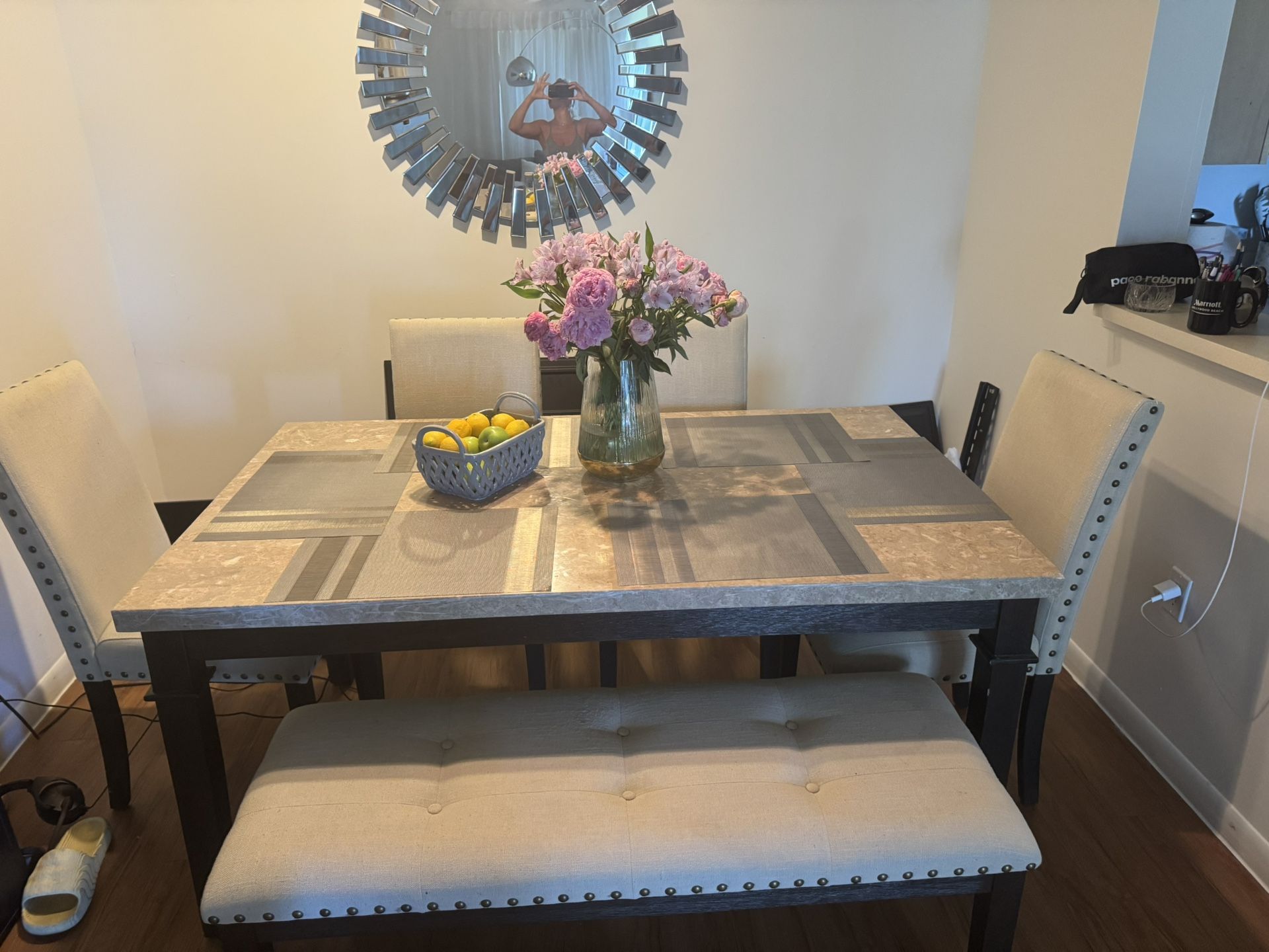 Marble Table With 4 Chairs And A Banker