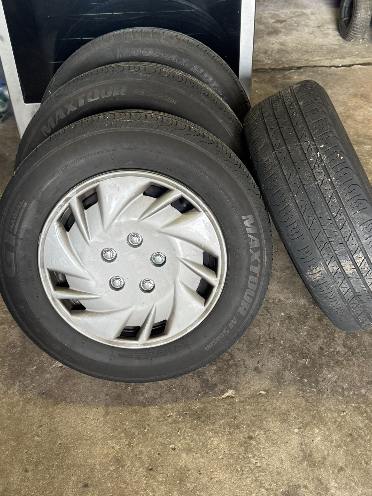 4 Tires