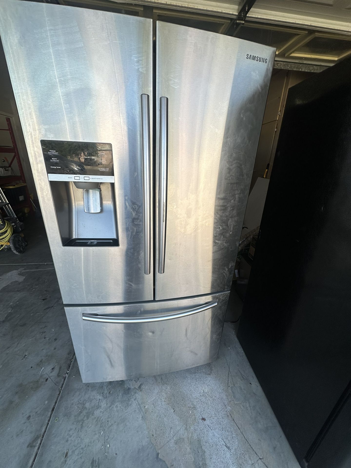 Refrigerator