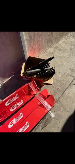 Toyota 2021 Tacoma shock absorbers