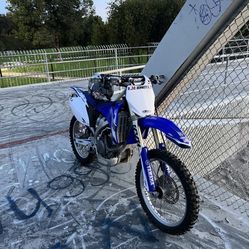 Yz450f 2006 Dirt Bike